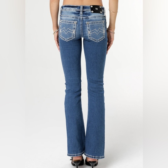 Miss Me Denim - Miss Me 26 Women's bootcut Blue Jeans thick stitch like new denim butt enhancing